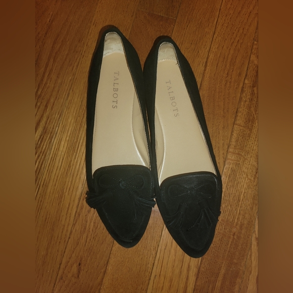 Talbots Womens Black Suede Leather Loafers Sz 6 Bow Pointed Toe Flats Slip On - Picture 2 of 4